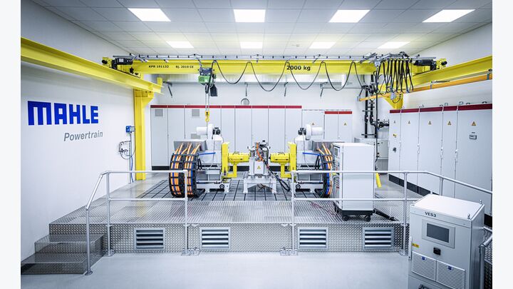 Mahle
Automobilzulieferer