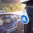 hydrogen, green, future, energy, mobility, electric, auto, bike, tankstelle, h2, h2o, wasserstoff, wasser, transport, bicycle, rad, geschwindigkeit, traffic, stadt, road, autofahren, strasse, anreisen, beförderung, motorrad, drive, städtisch, zeichen, innenseite, innenausstattung, fast, automobile, taxi, anfahrt, automobil