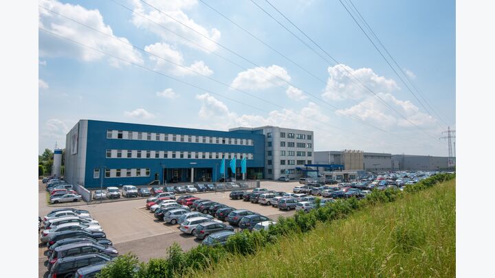 Standort Braunau in Österreich (c)DRÄXLMAIER Group, zur freien Verwendung mit Angabe des Urhebers für journalistische Zwecke