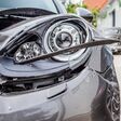 auto, unfall, versicherung, reparatur, vollkasko, kosten, schaden, beule, pannenhilfe, schadensregulierung, kaputt, auffahrunfall, hand, hilfe, werkstatt, service, vor ort, klärung, schuldfrage, funktionsuntüchtig, analyse, scheinwerfer, kfz, haftpflicht, schadensersatz, abschleppdienst, notfall, klage, kollision, zusammenstoß, fahranfänger, lack, lackschaden, adresse, teilkasko, arm, notruf, notdienst, schnell
