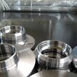 teile,produktion,rohteile,branche,metall,metallverarbeitung,auto, teile, produktion, rohteile, branche, metall, metallverarbeitung, auto, automobil, flansch, flanschlager, zulieferer, arbeit, firma, stahl, material, drehen, fräsen, bohren, standort, montage, viele, akkord, rund, qualität, quantität, stückzahl, lohnarbeit, fertigteile, kontrolle, lage, zwischenlage
