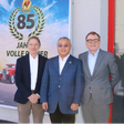 Thomas Bawart, Dr. Dong Li und Andreas Bawart (v.l.n.r.) bei einem Werksbesuch in der Firmenzentrale Banner in Leonding