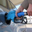Energie Strom Umwelt Umwelttechnologie Sonnenenergie Energiequelle Energiequellen blau energieerzeugung energiegewinnung technik energieversorgung stromverbrauch energieverbrauch alternative energy alternative energie oekologie emission energy production energy europe europa germany hessen Tanken tank Tankstelle Benzin Bleifrei Diesel Zapfhahn Tanksäule Tanksaeule Sprit Verbrauch Spritverbrauch Benzinverbrauch Treibstoff Treibstoffe Rohstoff auftanken teuer geld mobil fahrzeug auto kraftfahrzeug wagen steuern mineralölsteuer mineraloelsteuer zapfpistole super ökologie benzinpreis kraftstoff kraftstoffe preiserhöhung preiserhoehung mobilität mobilitaet fahren refuel car gas station gasoline Frau Dame Person Mensch hand energie strom umwelt umwelttechnologie sonnenenergie energiequelle energiequellen blau energieerzeugung energiegewinnung technik energieversorgung stromverbrauch energieverbrauch alternative energy alternative energie oekologie emission energy production energy europe europa germany hessen tanken tank tankstelle benzin bleifrei diesel zapfhahn tanksäule tanksaeule sprit verbrauch spritverbrauch benzinverbrauch treibstoff treibstoffe rohstoff auftanken teuer geld mobil fahrzeug auto kraftfahrzeug wagen steuern mineralölsteuer