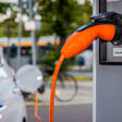 aufladen auto e-car e-mobilität elektrisch elektroauto elektromobil elektromobilität elektrotankstelle energie ladestation mobilität strom stromtankstelle tanken tankstelle ladesäule stecker