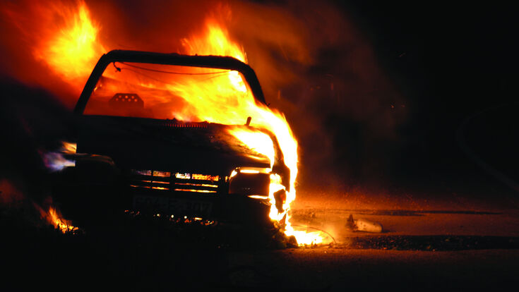 © evron.info - stock.adobe.com accident arson auto automobile blaze bummer burn calamity car claim combustion crime danger destruction disaster distress doomed emergency error explosion fire flame fuel gas gasoline gloom heat hot ignite incendiary inferno insurance jeopardy lawsuit liability misfortune mistake negligence orange red risk sabotage safety scorch smoke terrorism transportation trouble unfortunate vehicle night accident arson auto automobile blaze bummer burn calamity car claim combustion crime danger destruction disaster distress doomed emergency error explosion fire flame fuel gas gasoline gloom heat hot ignite incendiary inferno insurance jeopardy lawsuit liability misfortune mistake negligence orange red risk sabotage safety scorch smoke terrorism transportation trouble unfortunate vehicle night
