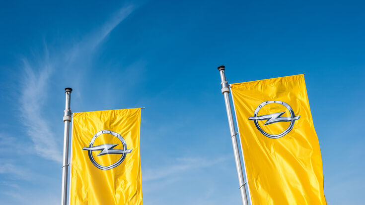 © stock.adobe.com/rcfotostock automotive automaker flag ag business windy sign yellow symbol luxury germany editorial clouds vehicle automobile icon general motor brand trademark wind design blue german company sky car trade logo silver auto manufacturer opel sport dealer dealership international manufactur opel automotive automaker flag ag business windy sign yellow symbol luxury germany editorial clouds vehicle automobile icon general motor brand trademark wind design blue german company sky car trade logo silver auto manufacturer sport dealer dealership international manufactur