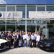 Das Team von AutoFrey Steyr. Die Zusammenführung der Autohäuser hält laut Finanzgeschäftsführer Wolfgang Kendlbacher viele Vorteile für die Mitarbeitenden bereit – zum Beispiel würden diese von der Unterstützung der Gruppe profitieren.