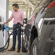 In seinem Kerngeschäft Mobility treibt Bosch strategische Entscheidungen für kommendes Wachstum zielstrebig voran: Allein im Jahr 2024 laufen rund 30 Serienprojekte für Elektrofahrzeuge an