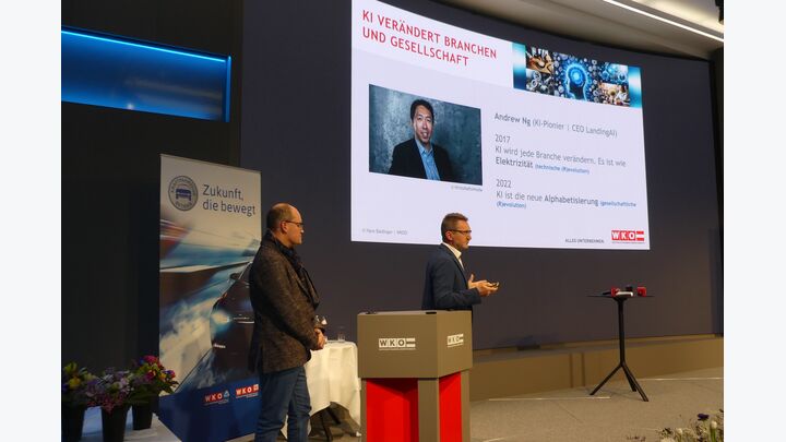 Das Auditorium verfolgte unter anderem den interessanten Vortrag über die wachsende Bedeutung der Künstlichen Intelligenz.