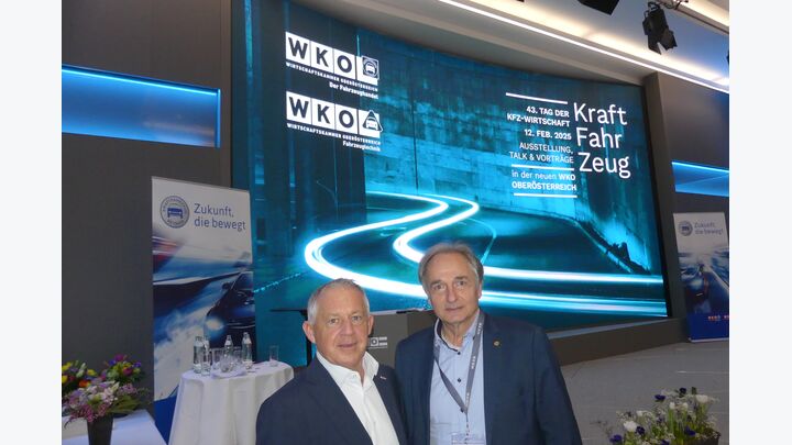 (v.l.): Jorg Silbergasser, OÖ Landesinnungsmeister Fahrzeugtechnik und Roman Keglovits-Ackerer, BA, Bundesinnungsmeister Fahrzeugtechnik