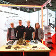 v.l.n.r.: Niklas Ibach, Assistent der Geschäftsleitung Werner Metzger GmbH; Hannes Wirsing, Stefan Mißbach und Isabel Brockmann-Metzger, Geschäftsführerin/CEO Werner Metzger GmbH