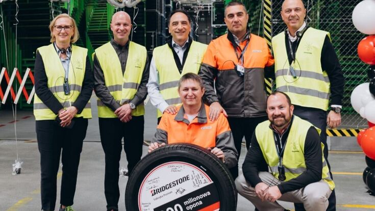 Bridgestone Reifenwerk in Poznań feiert die Produktion
von 200 Millionen Reifen.